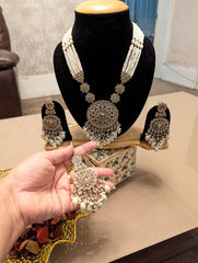 Long mala necklace jewellery set with pearls