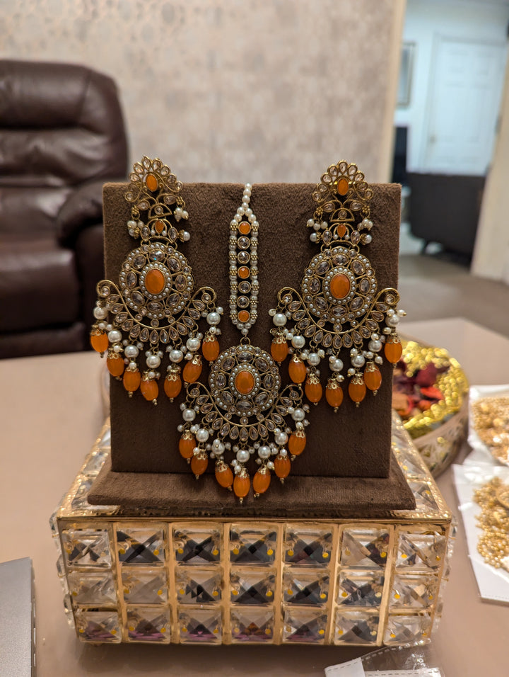 Orange oversized earrings jewellery set