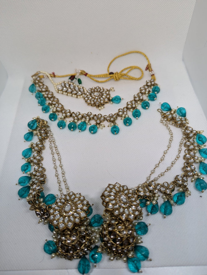 BEAUTIFUL CHOKKAR NECKLACE CHOKKAR JEWELERY SET - KundanByNadia