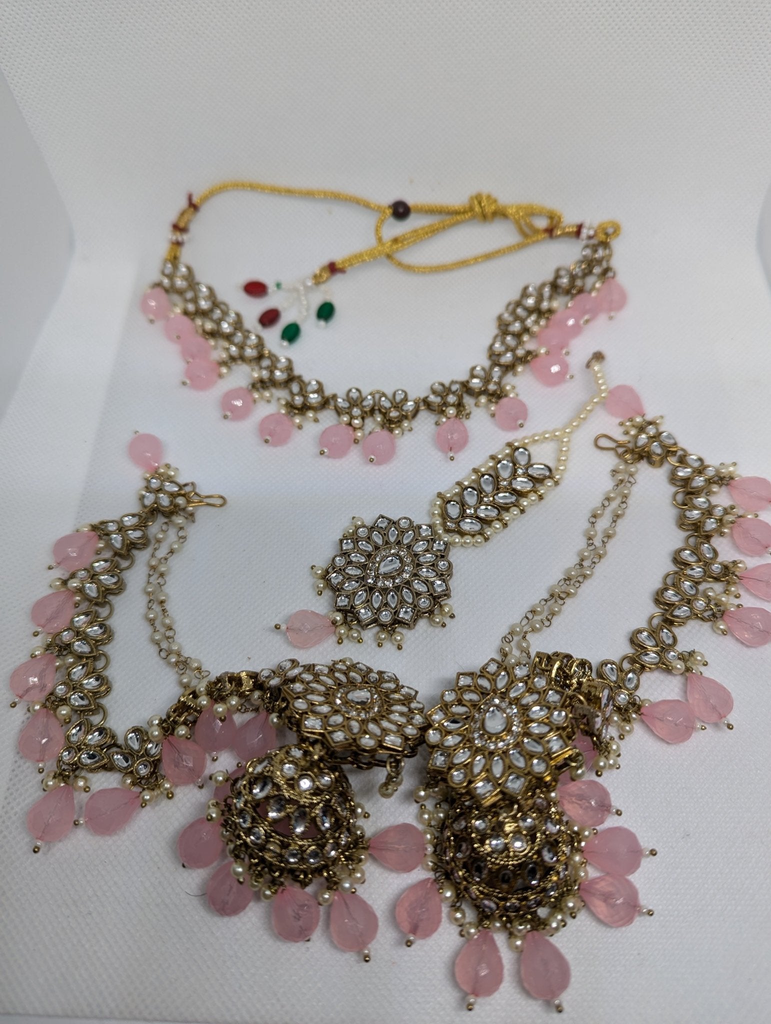 BEAUTIFUL CHOKKAR NECKLACE CHOKKAR JEWELERY SET - KundanByNadia