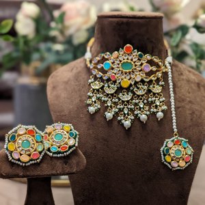 Multi-Color Set With Tikka & Earrings - KundanByNadia