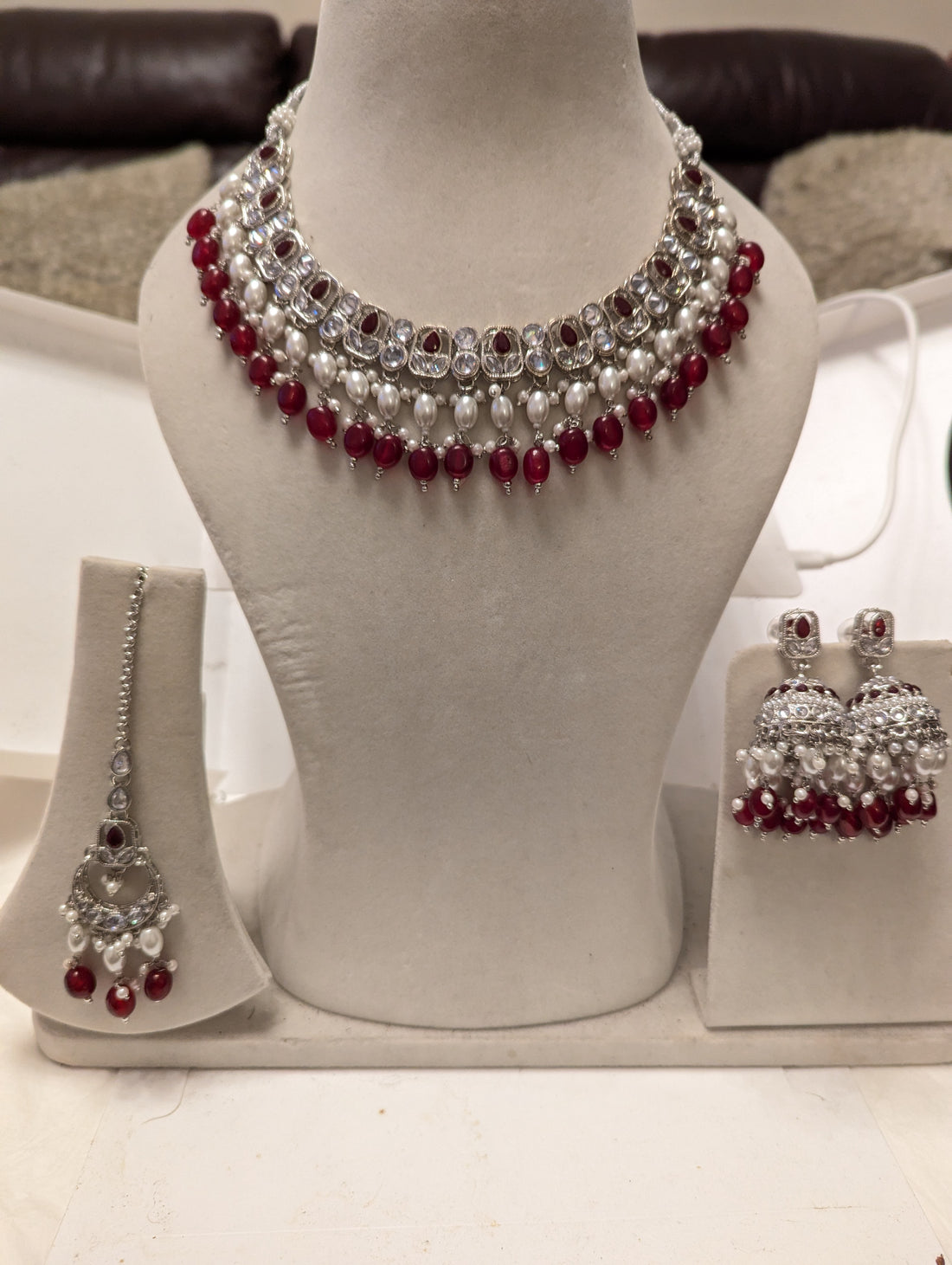 72 maroon red necklace jewellery set for stunning brides