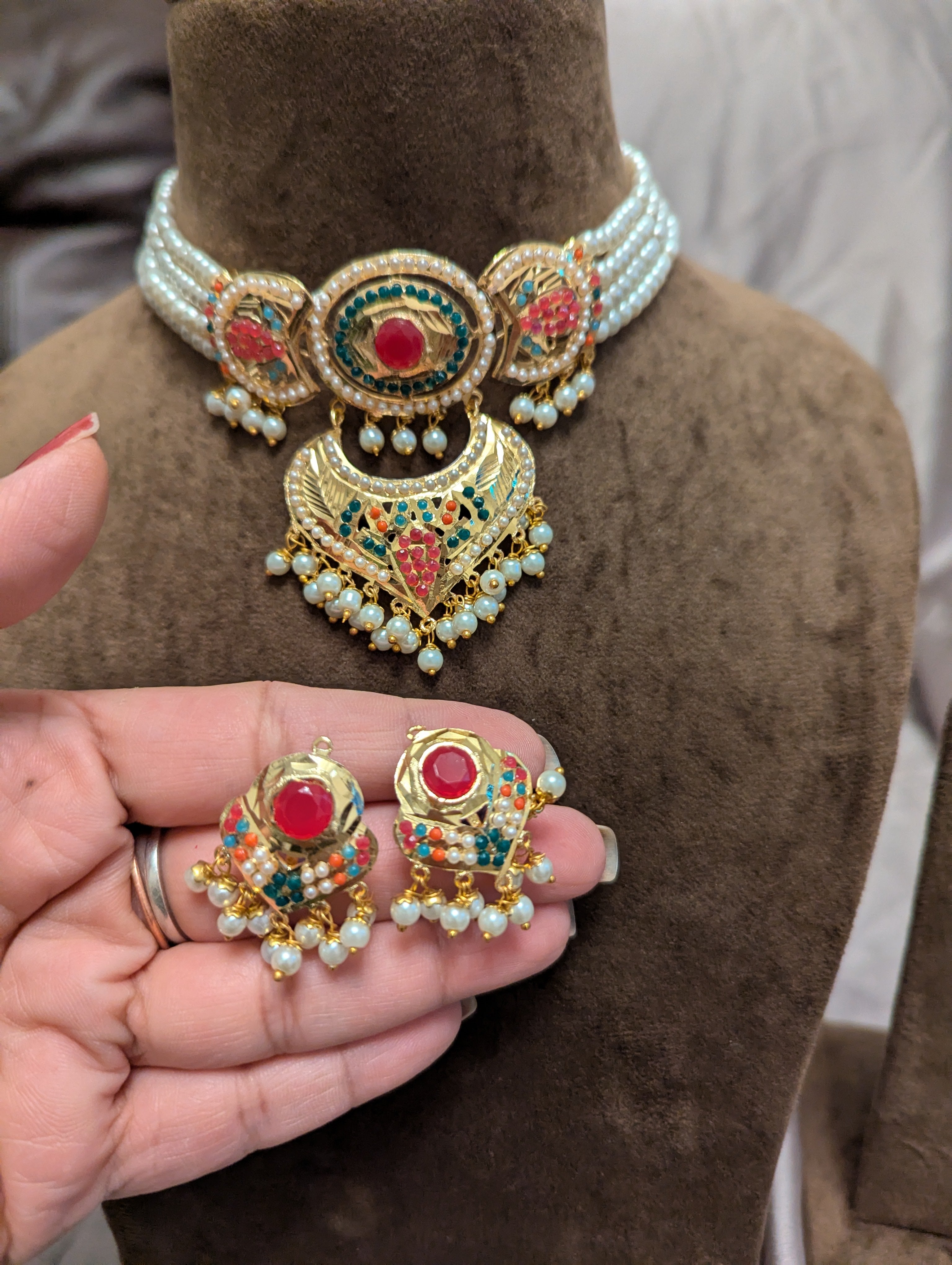 Hydrabadi Kundan Necklace Chokkar