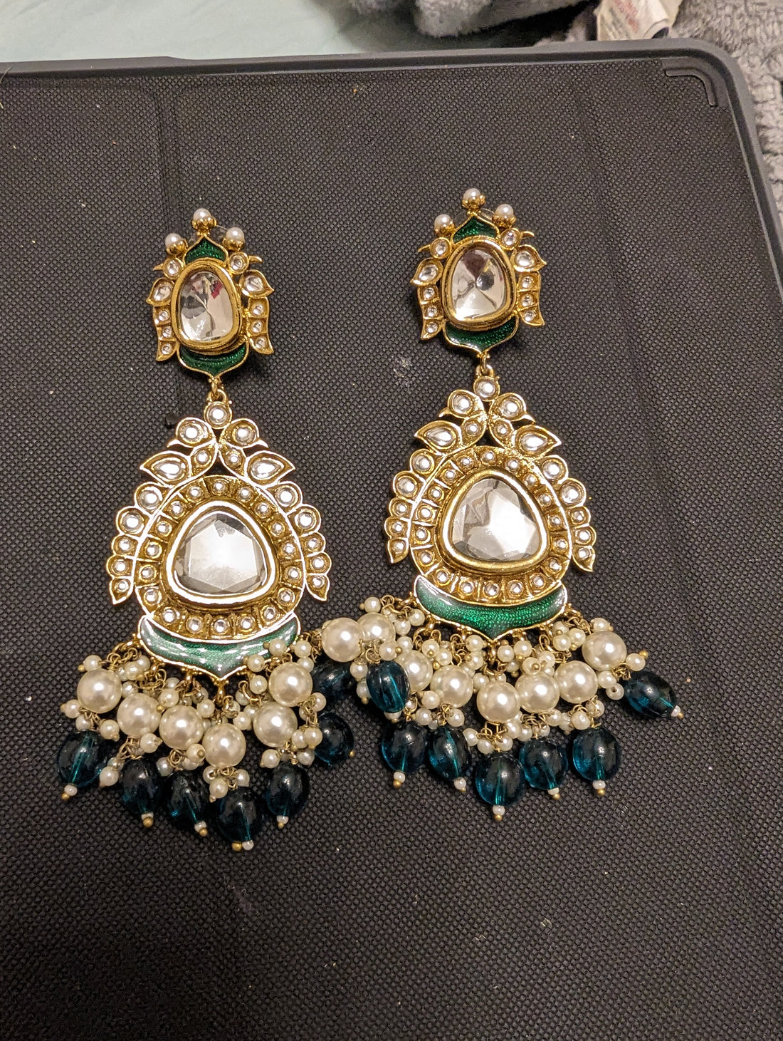 Mint green oversized earrings jewellery set