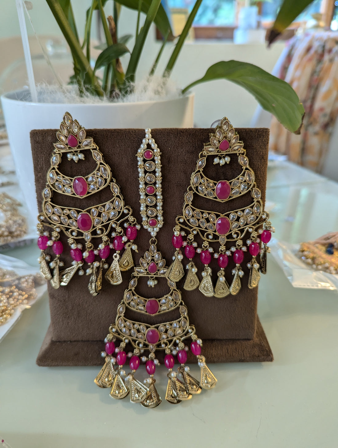 Stylish hanging earrings tikka jewellery set