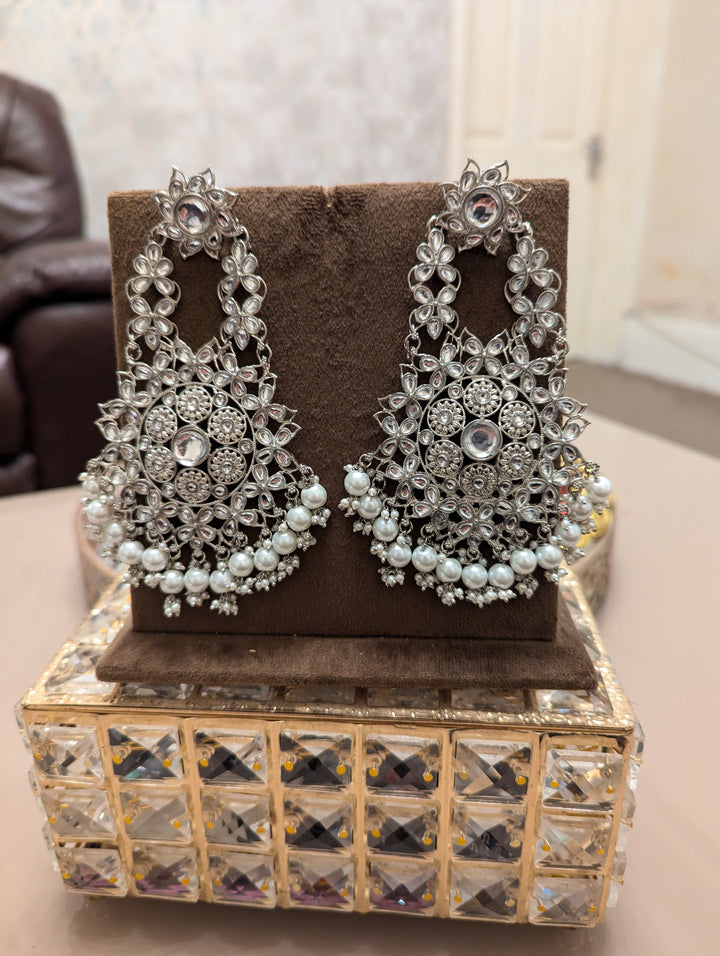 White oversized earrings tikka jewellery set