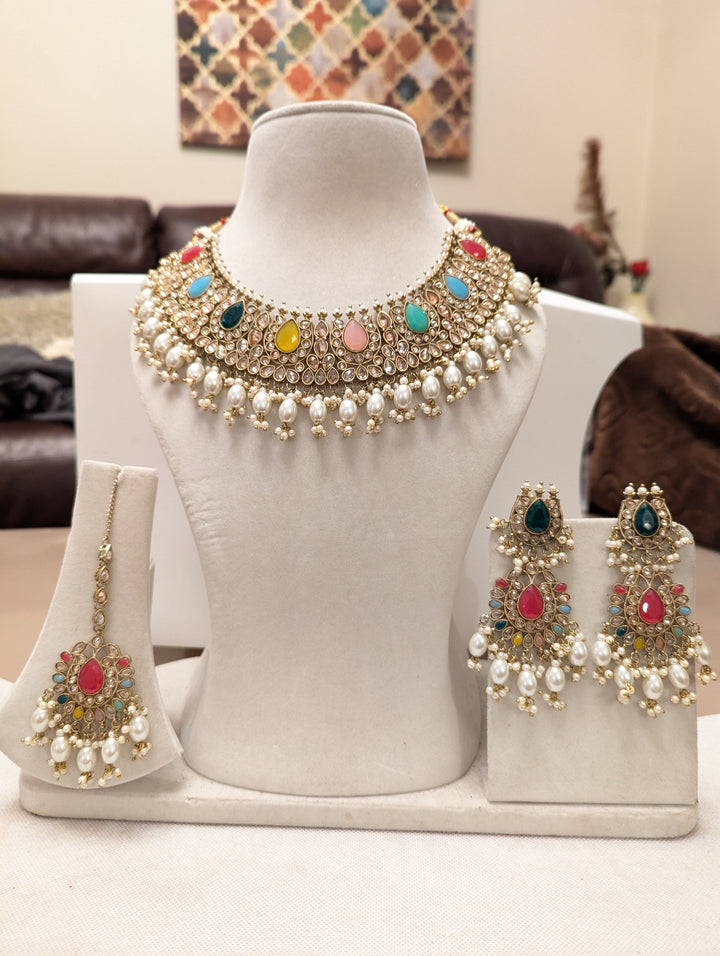 44/43 stunning necklace jewellery set for brides