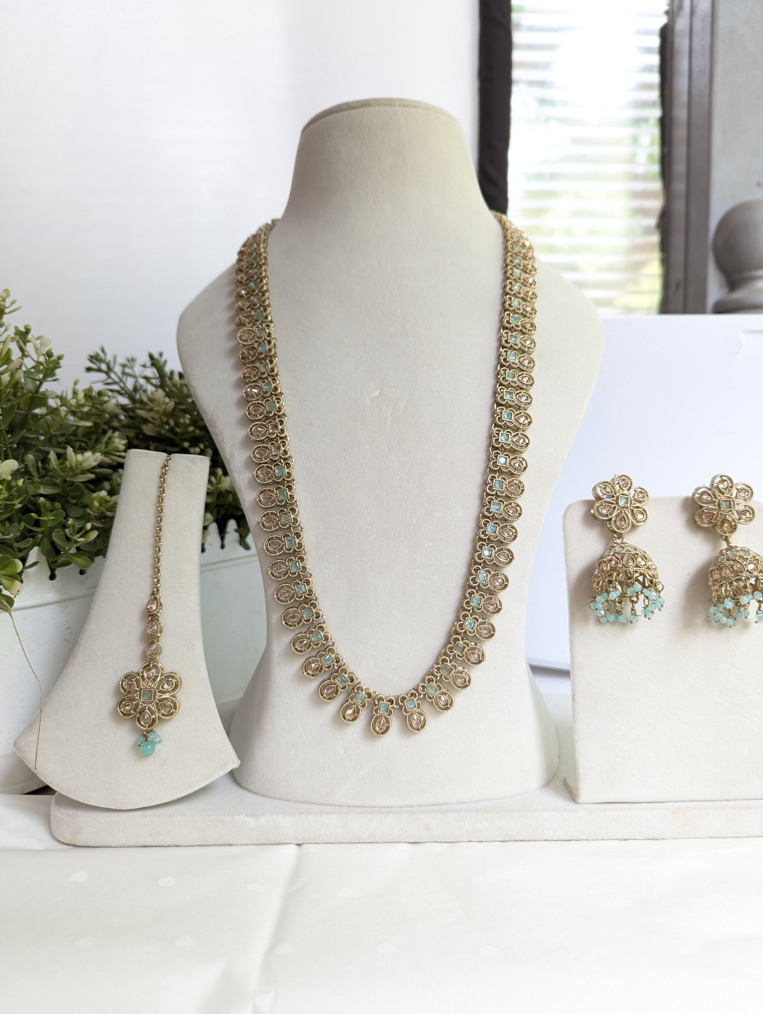 Kundan long mala necklace jewellery set with beautiful tikka and earrings