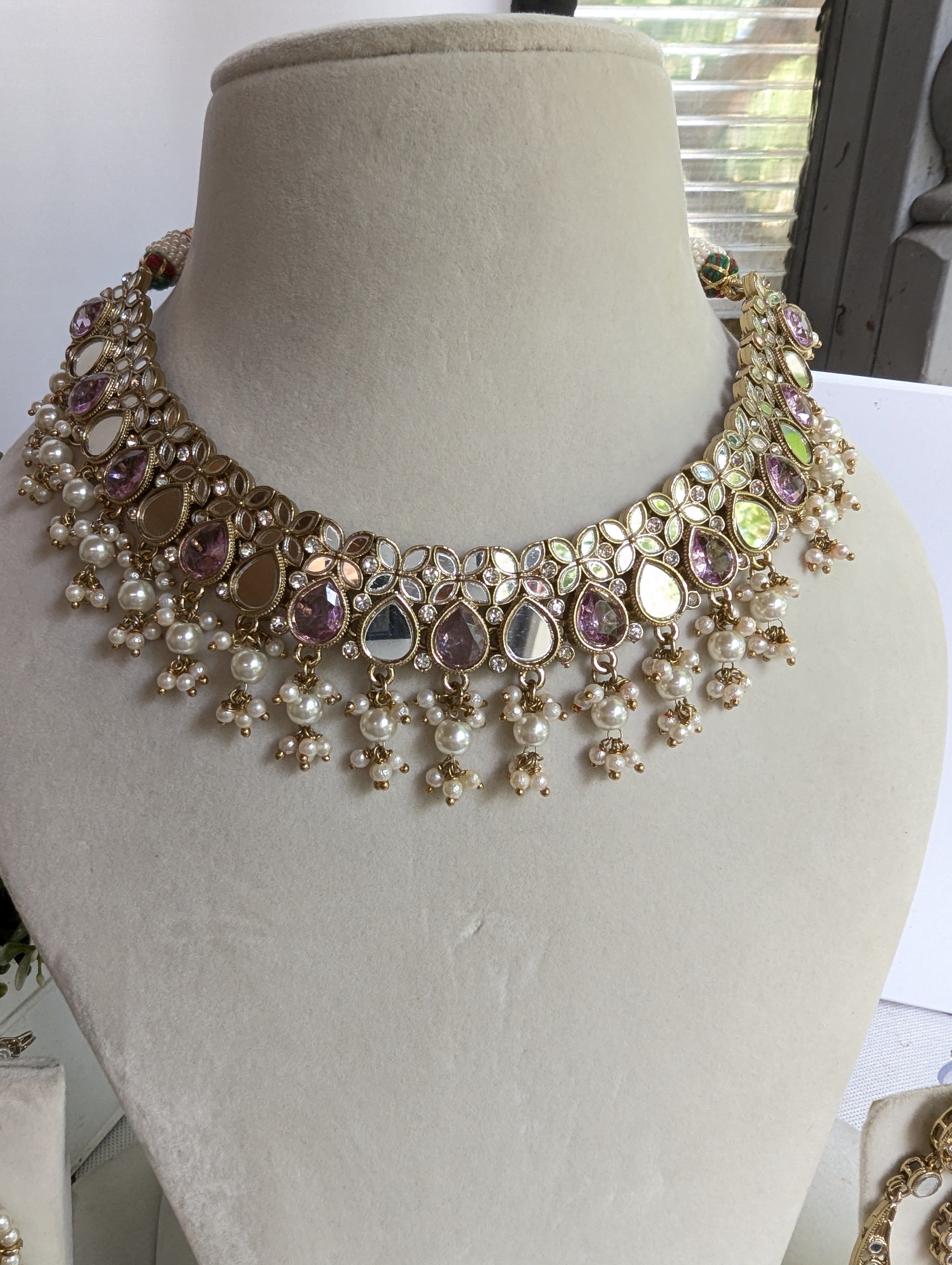 367 purple and champagne colour necklace jewellery set