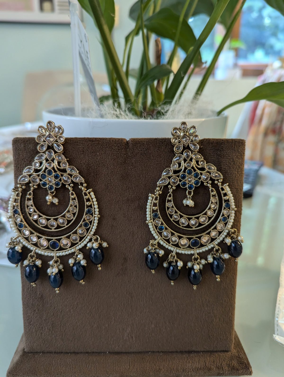 Blue oversized earrings jewellery set