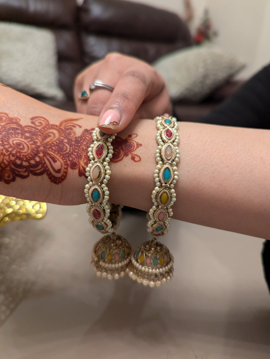 Hanging bangles multicoloured jewellery set