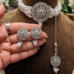 Silverish Set With Tikka & Earrings - KundanByNadia