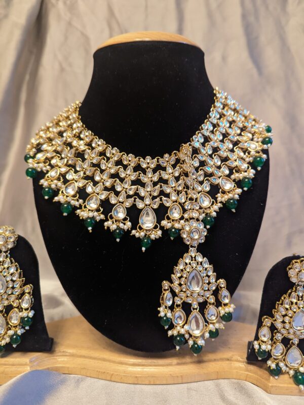 Choker Necklace – Bold Elegance with Timeless Appeal - Image 2