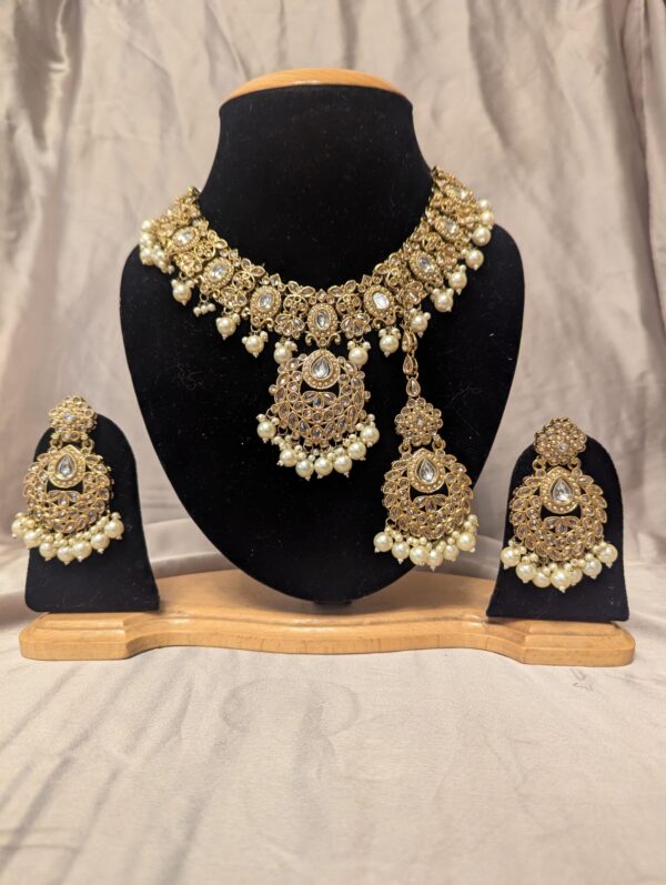 Red Bridal Necklace – Royal Elegance for Your Special Day - Image 2