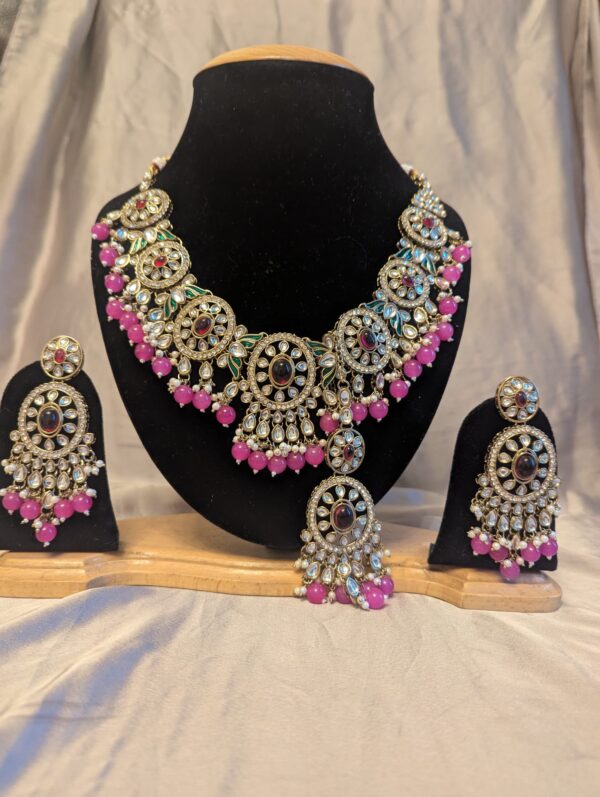 Red Kundan Necklace – Regal Charm with Timeless Craftsmanship - Image 2