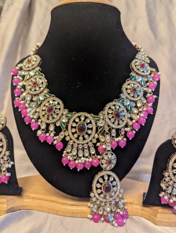 Red Kundan Necklace – Regal Charm with Timeless Craftsmanship