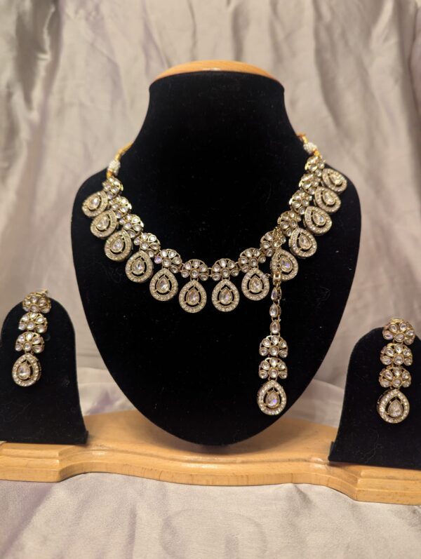 Red Bridal Necklace – Royal Elegance for Your Special Day - Image 2